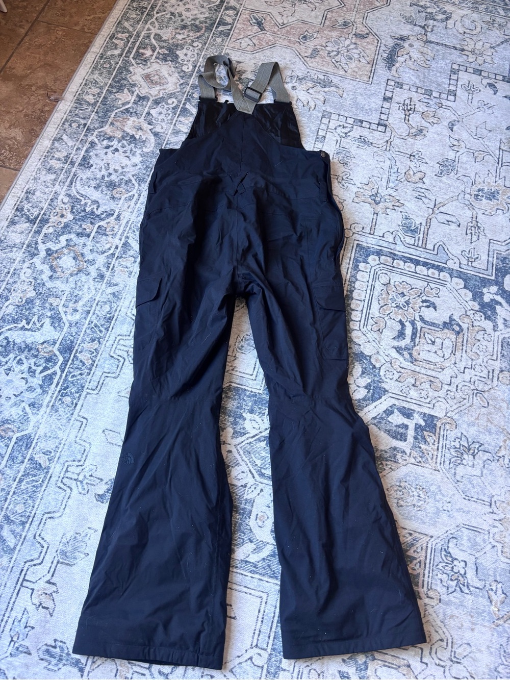 North face Women’s Black Bib Snow Pants Overalls